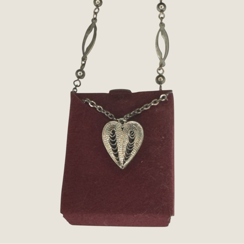 VTG NECKLACE Silver Cannetille Puffy Heart Pendant Specialty Design Chain NIOB